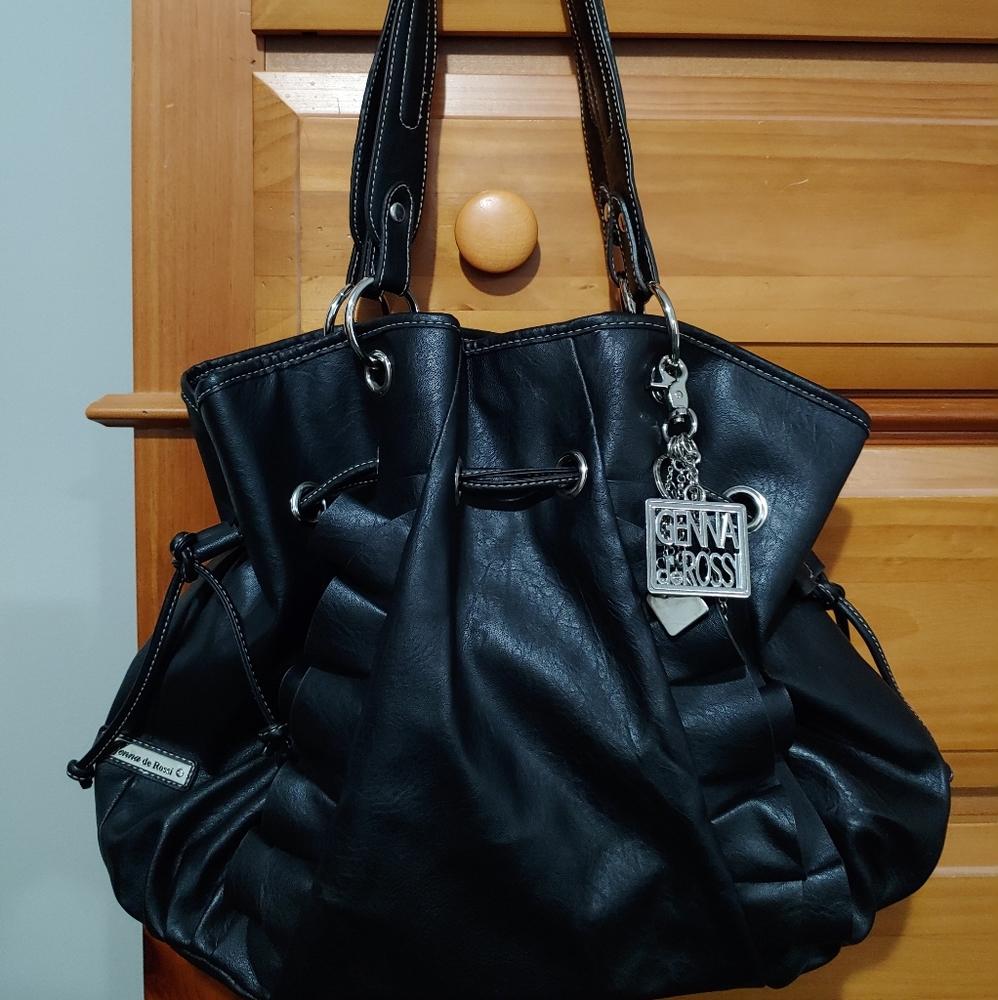 Genna DeRossi shoulder bag